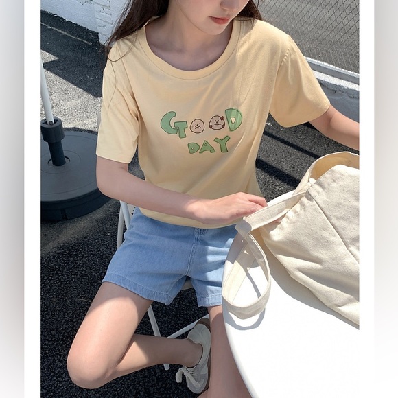 Eternal Summer Printed Short Sleeve T-shirt - Picture 2 of 10